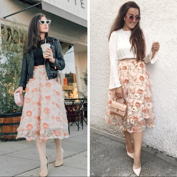 Chicwish Dresses & Skirts - Chicwish Dawn of Daisy 3D Tassel Flower Skirt
